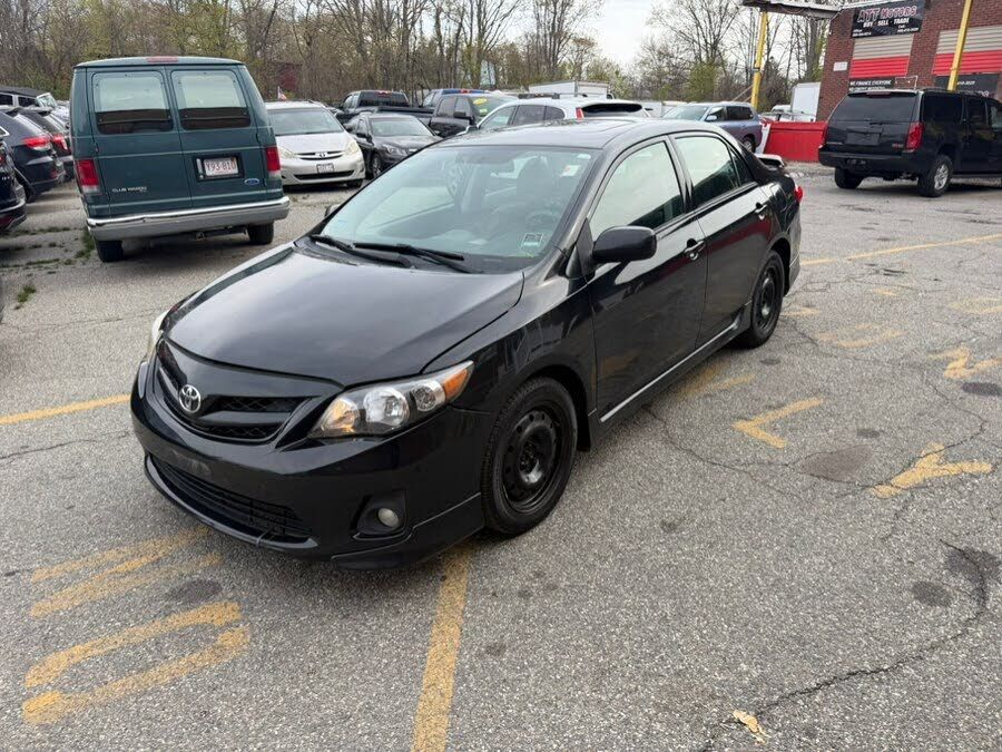 2013 TOYOTA Corolla