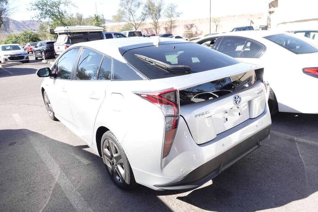 2018 TOYOTA PRIUS
