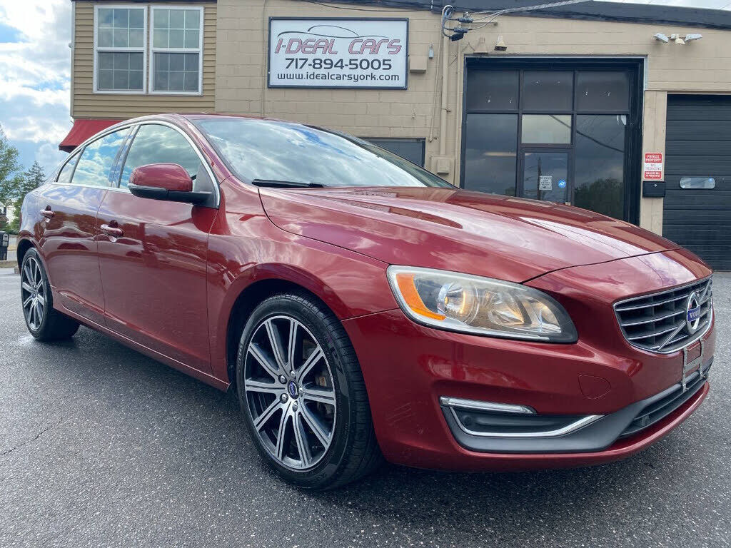 2016 VOLVO S60