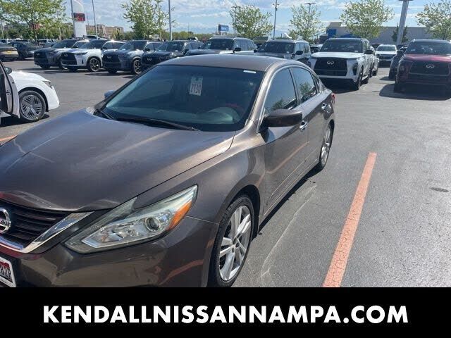2016 NISSAN Altima