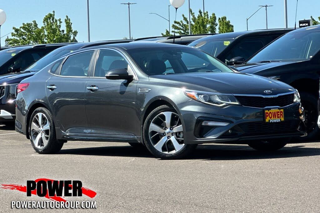 2019 KIA Optima