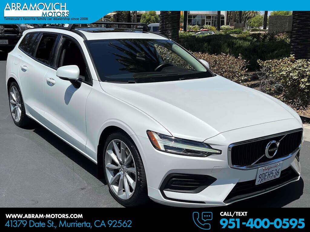 2020 VOLVO V60