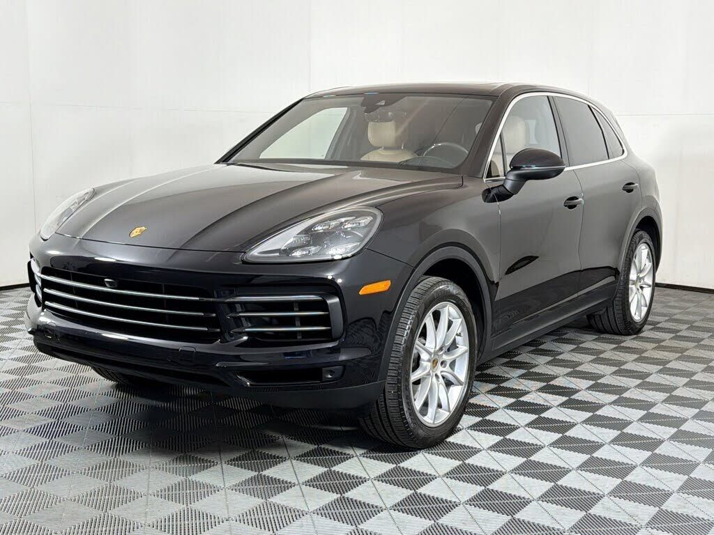 2019 PORSCHE Cayenne