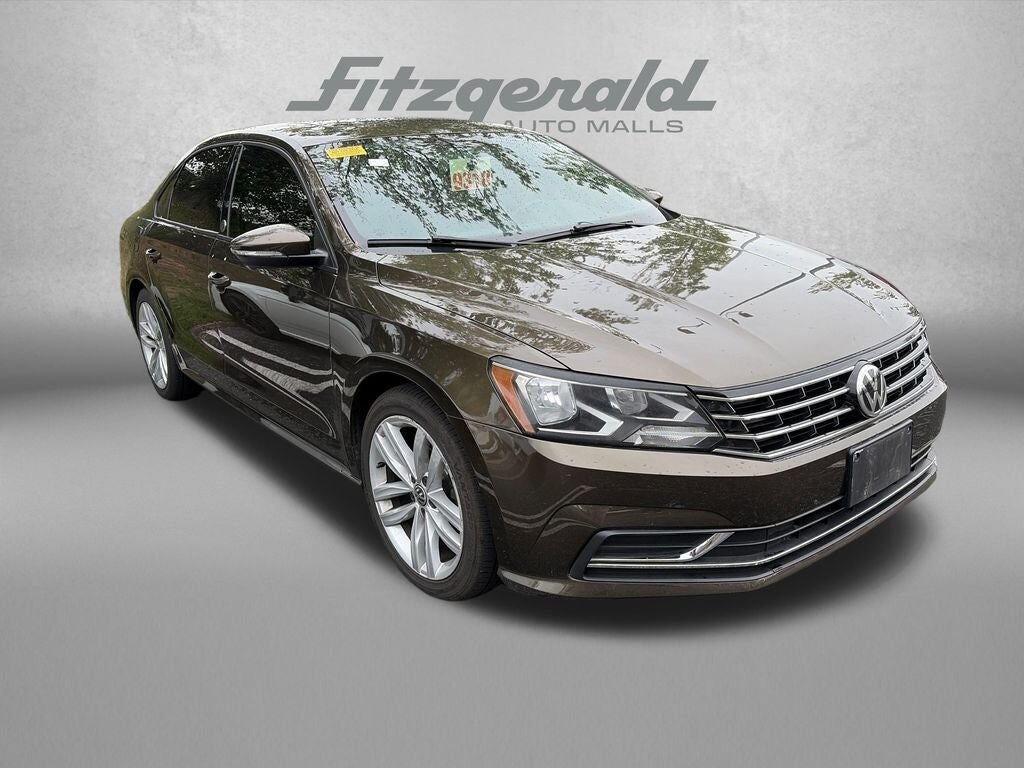 2019 VOLKSWAGEN Passat