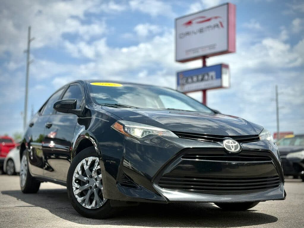 2018 TOYOTA Corolla
