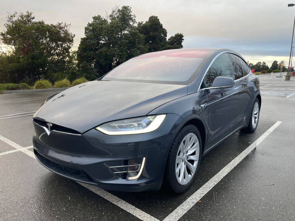 2018 TESLA Model X