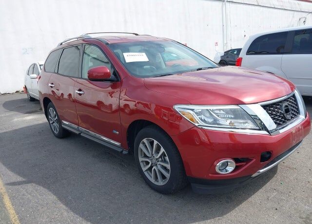 2014 NISSAN Pathfinder