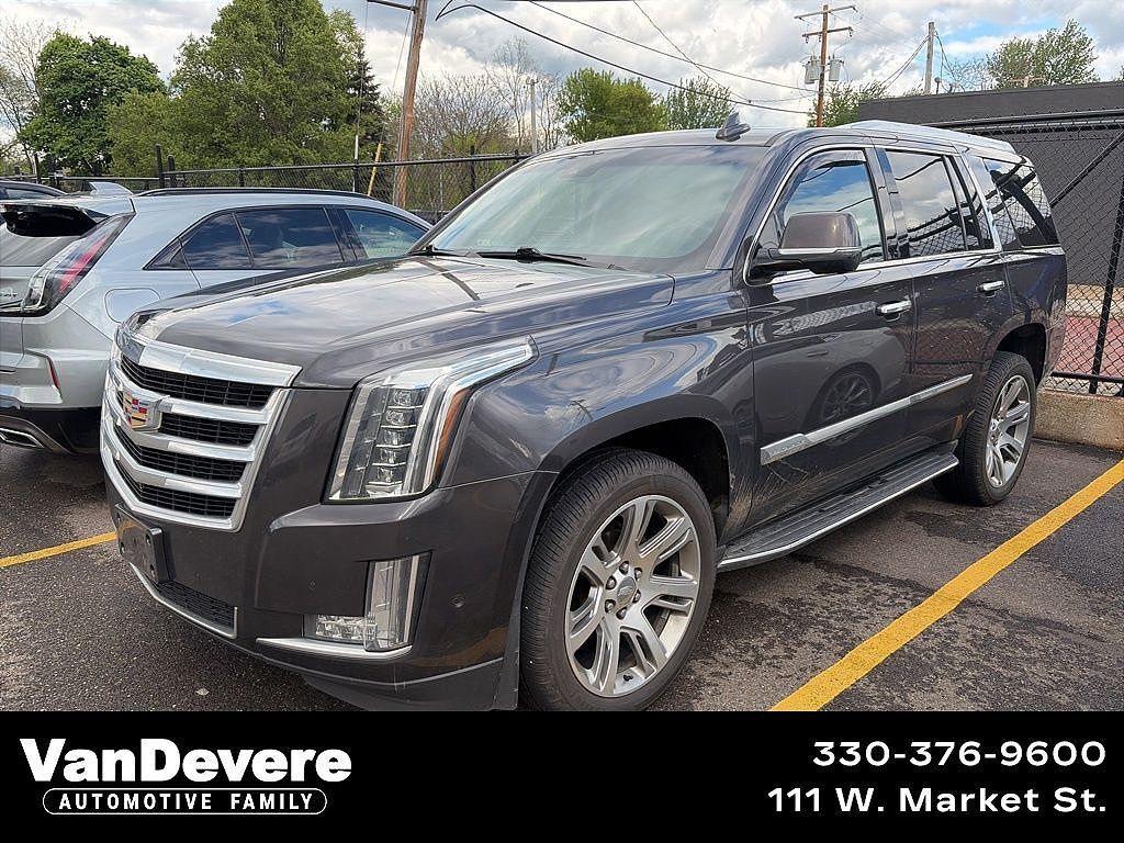 2017 CADILLAC Escalade