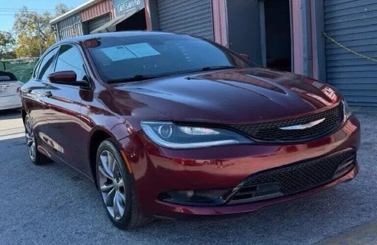 2016 CHRYSLER 200