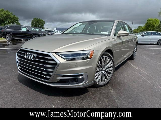 2021 AUDI A8
