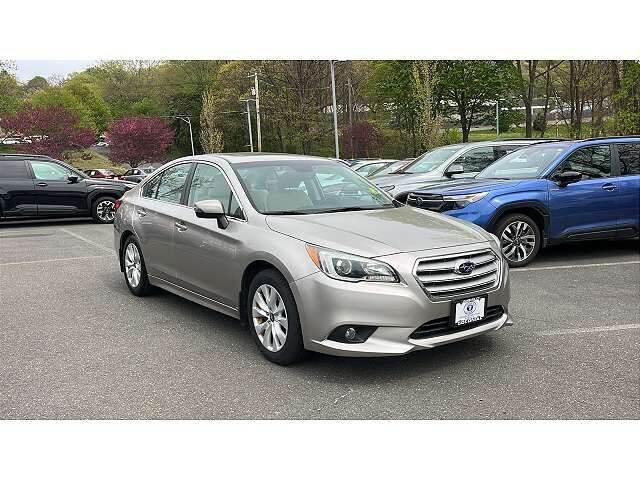 2016 SUBARU Legacy