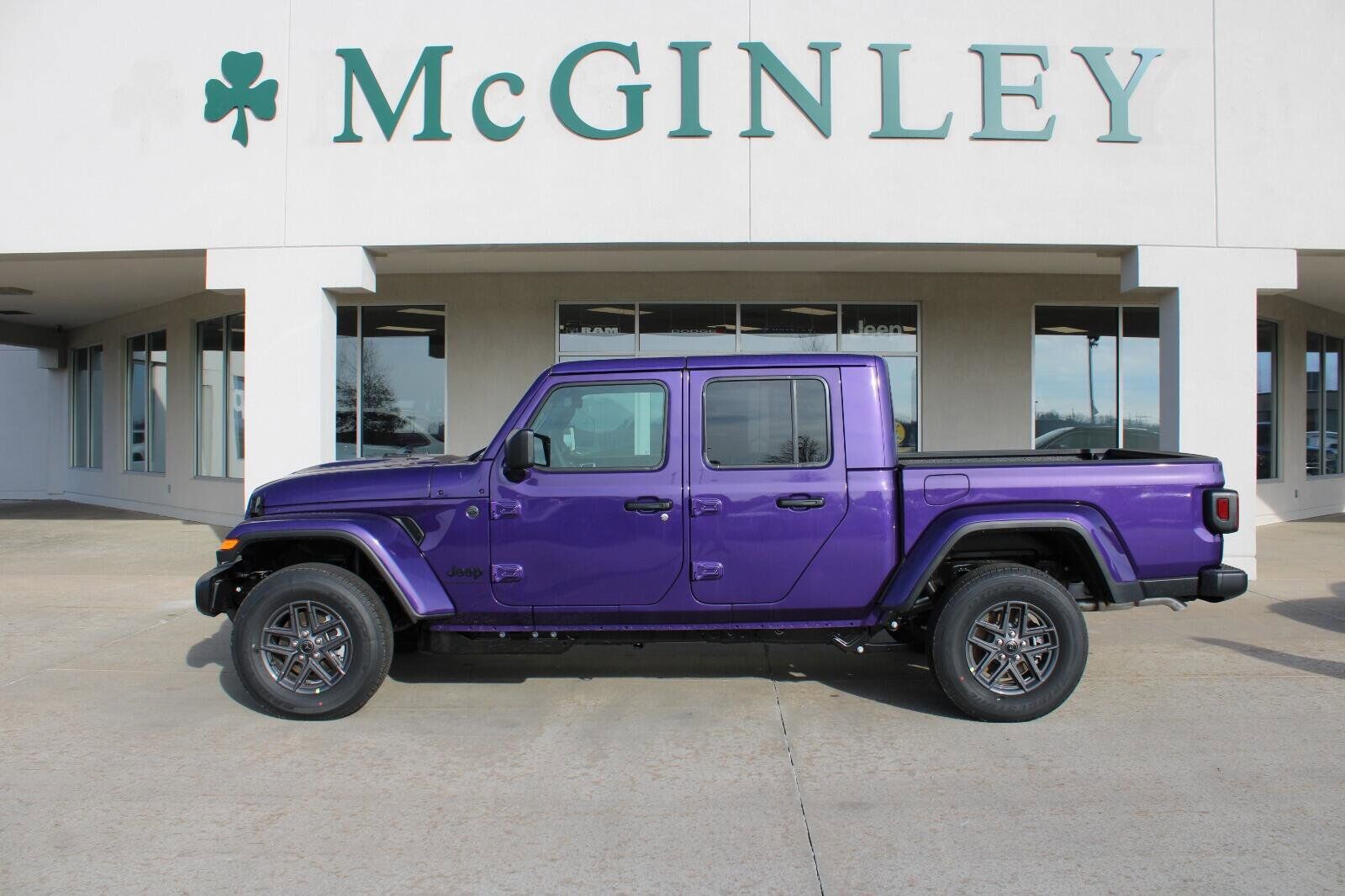 2026 JEEP Gladiator