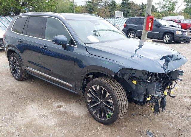 2026 VOLVO XC90