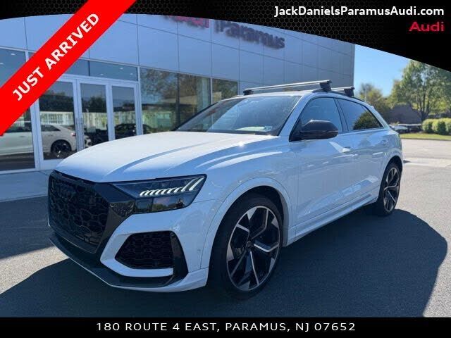 2022 AUDI RS Q8