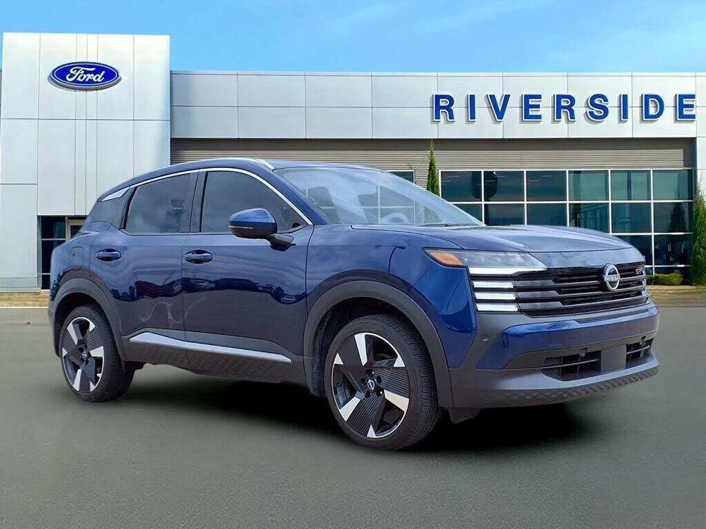 2025 NISSAN Kicks