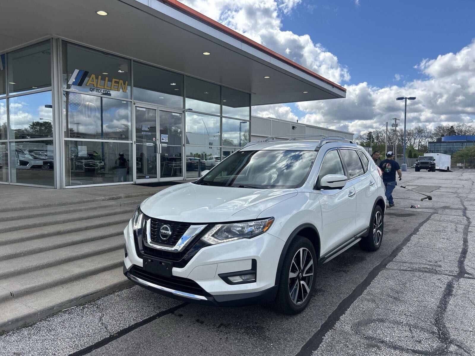 2020 NISSAN Rogue