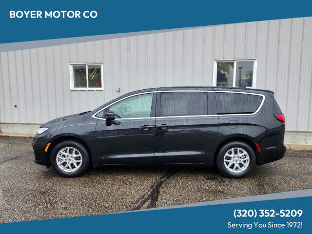 2023 CHRYSLER Pacifica