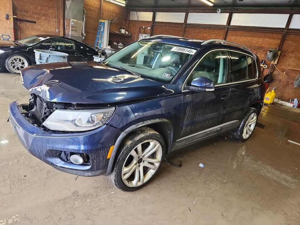 2013 VOLKSWAGEN Tiguan