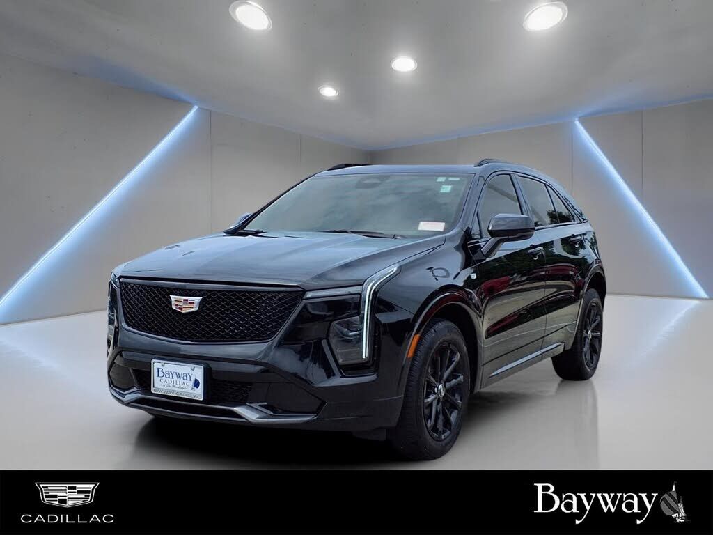 2024 CADILLAC XT4
