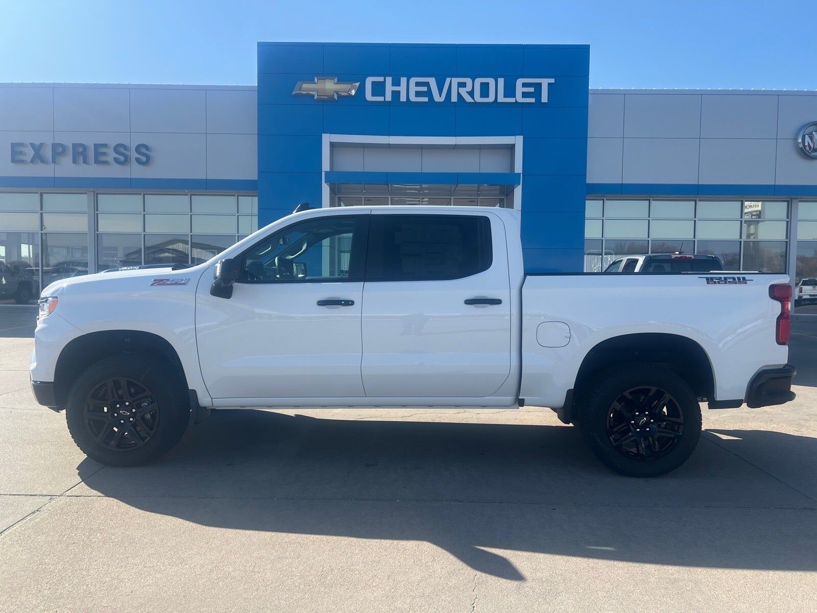 2026 CHEVROLET Silverado