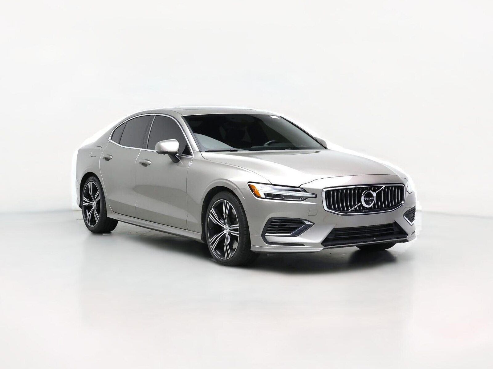 2021 VOLVO S60