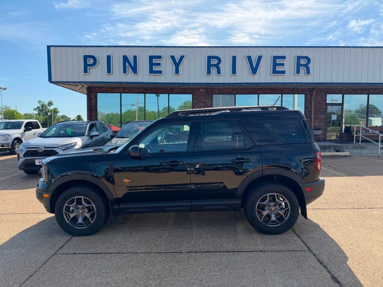2024 FORD Bronco