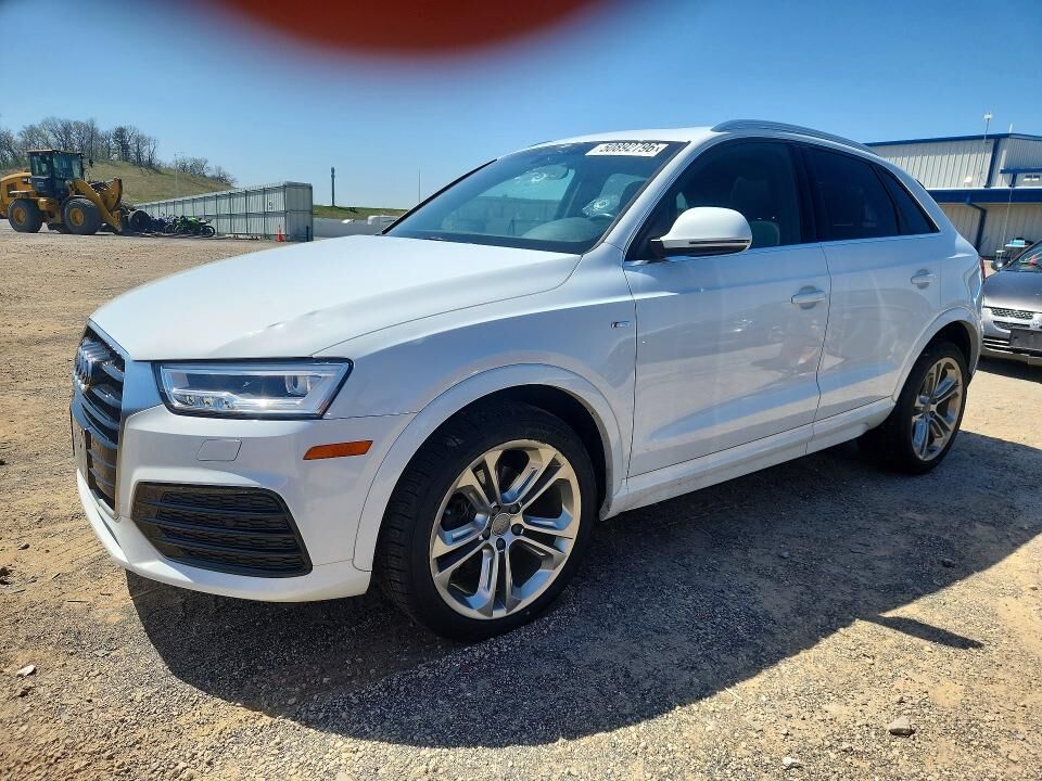 2016 AUDI Q3