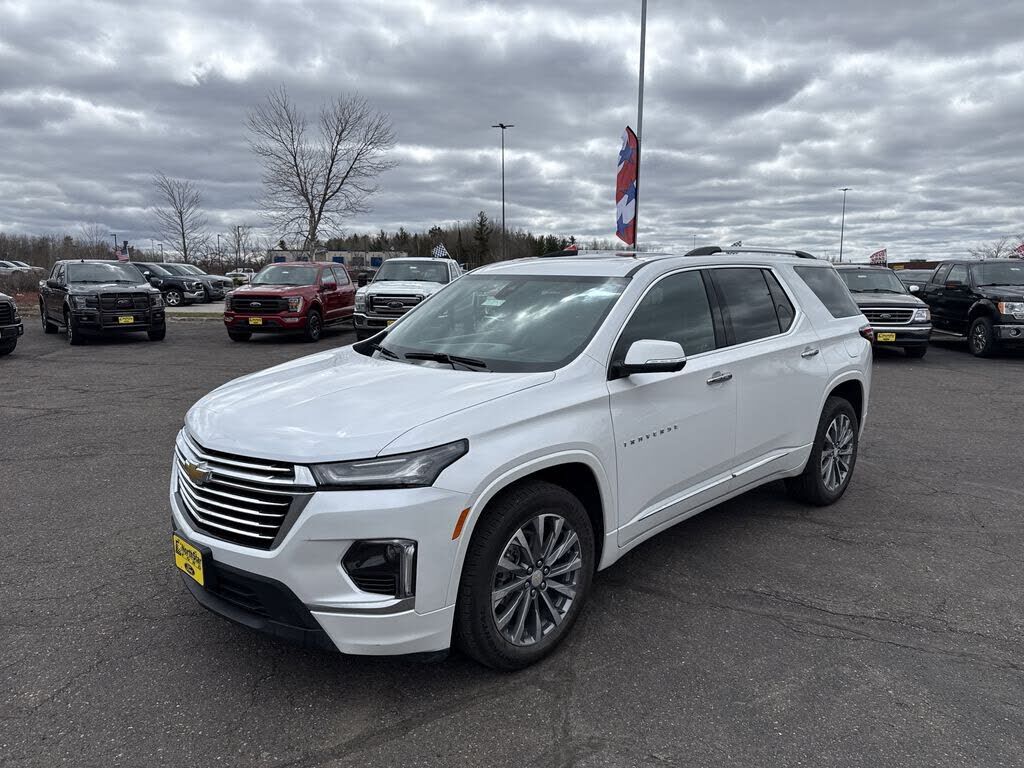 2023 CHEVROLET Traverse