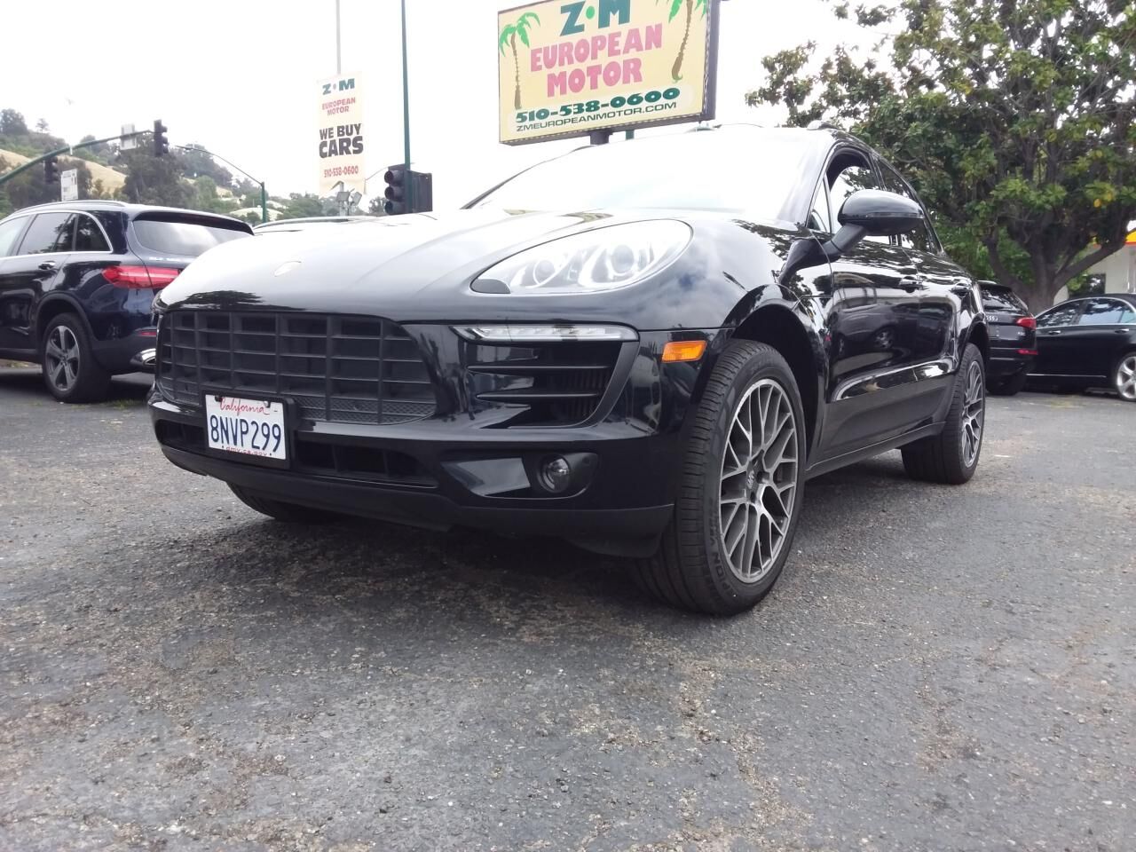 2016 PORSCHE Macan