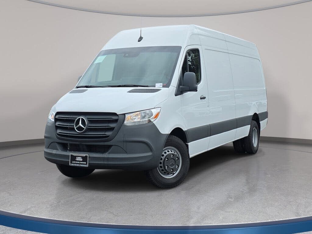 2024 MERCEDES-BENZ Sprinter