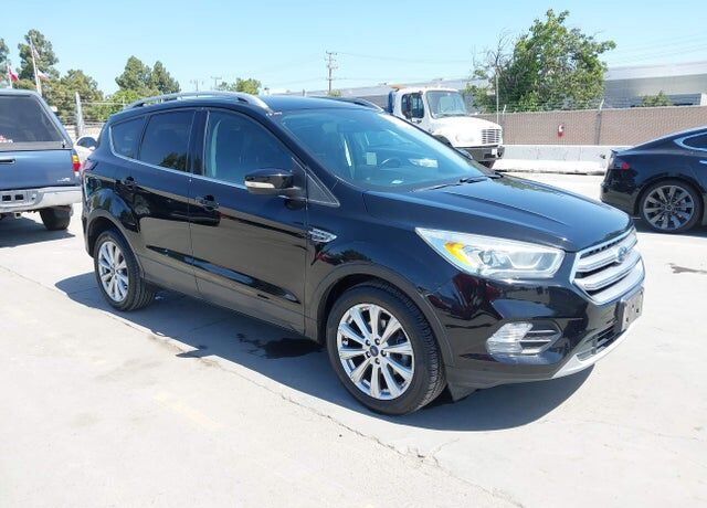 2017 FORD Escape
