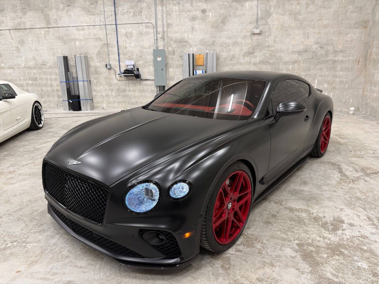 2021 BENTLEY Continental