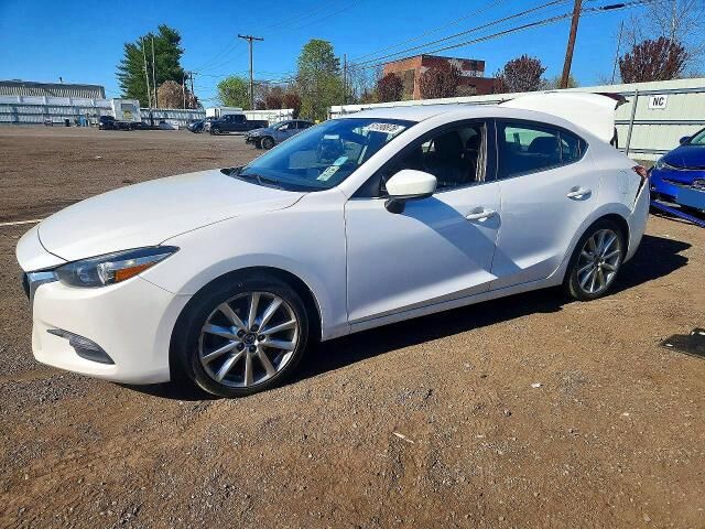 2017 MAZDA Mazda3