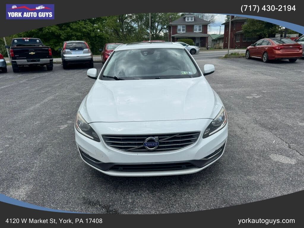 2017 VOLVO S60