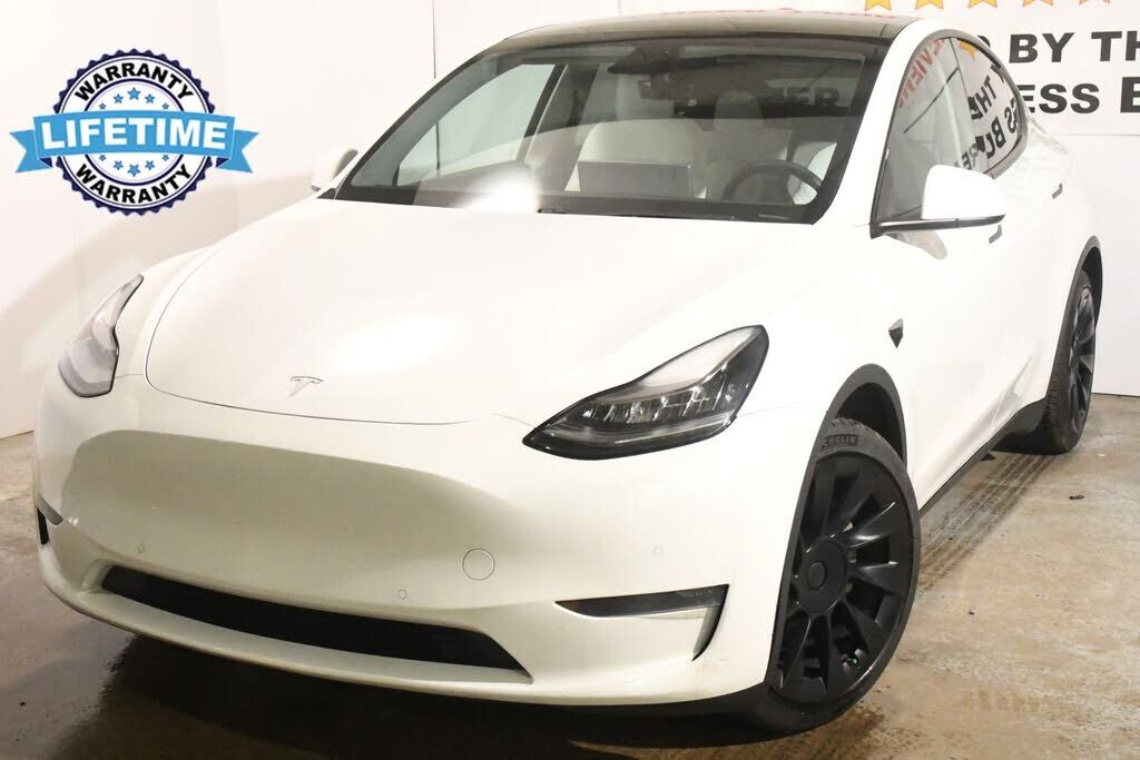 2021 TESLA Model Y