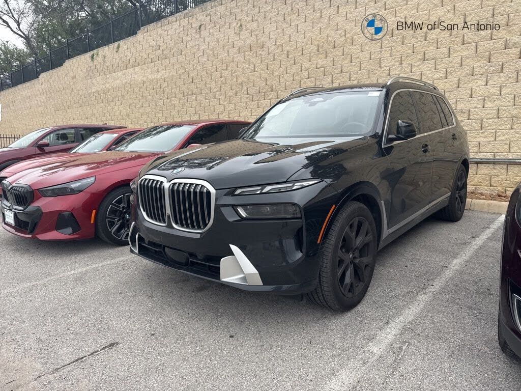 2025 BMW X7