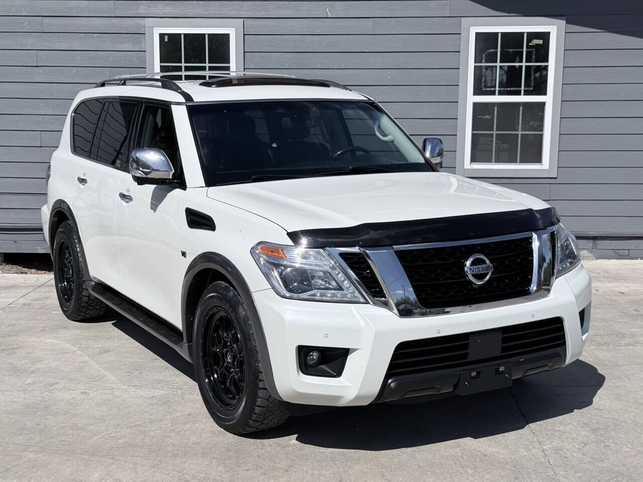 2017 NISSAN Armada