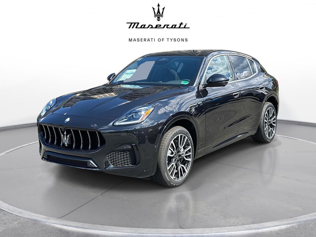2025 MASERATI Grecale