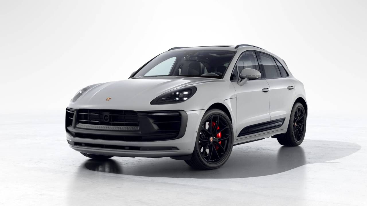 2026 PORSCHE Macan