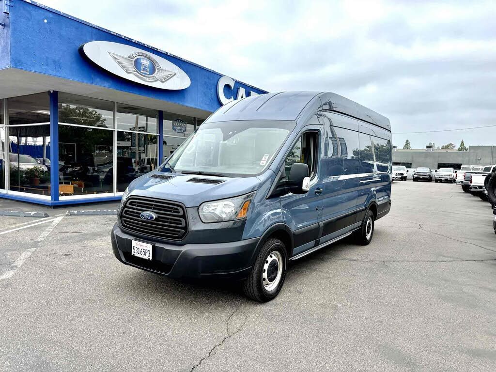 2019 FORD Transit