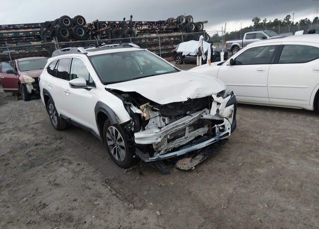2023 SUBARU Outback