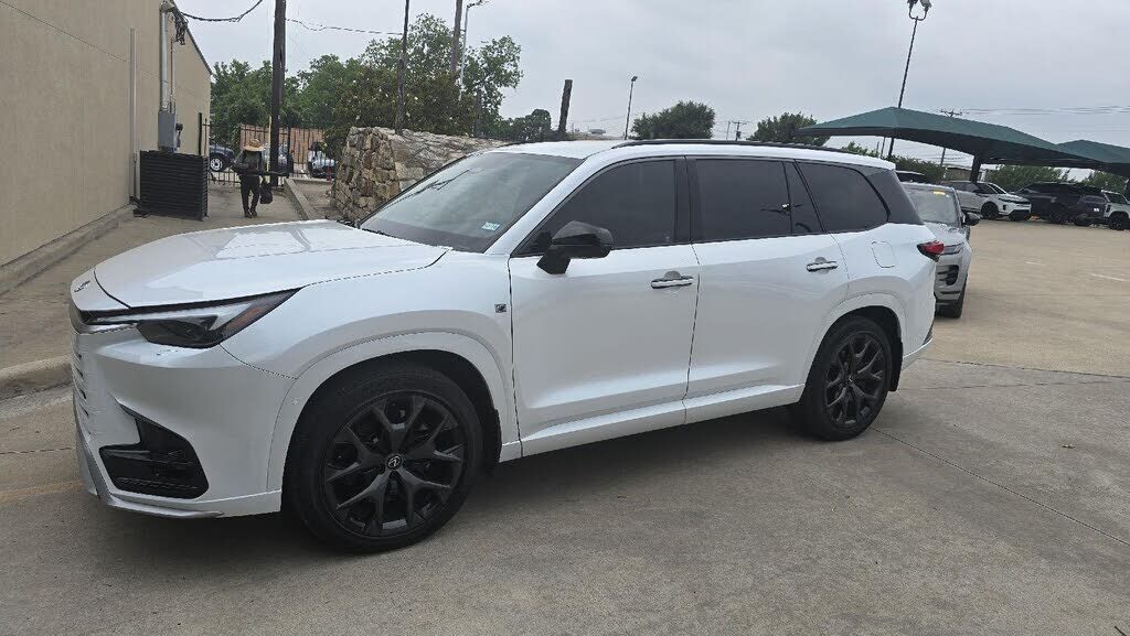 2024 LEXUS TX