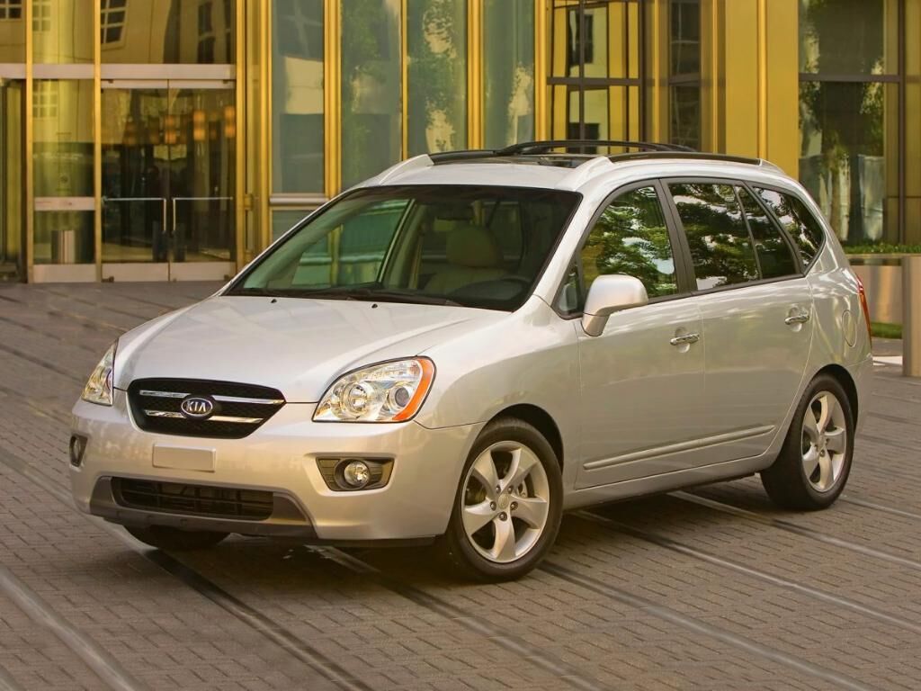 2008 KIA Rondo