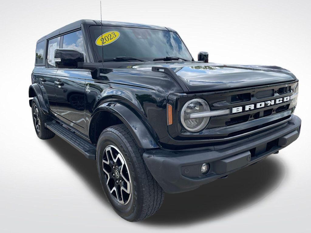2023 FORD Bronco