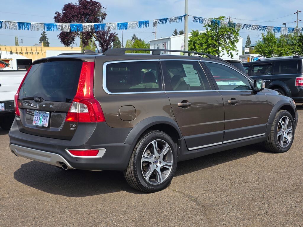 2013 VOLVO XC70