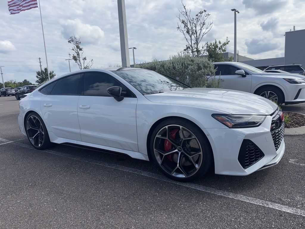 2025 AUDI RS 7