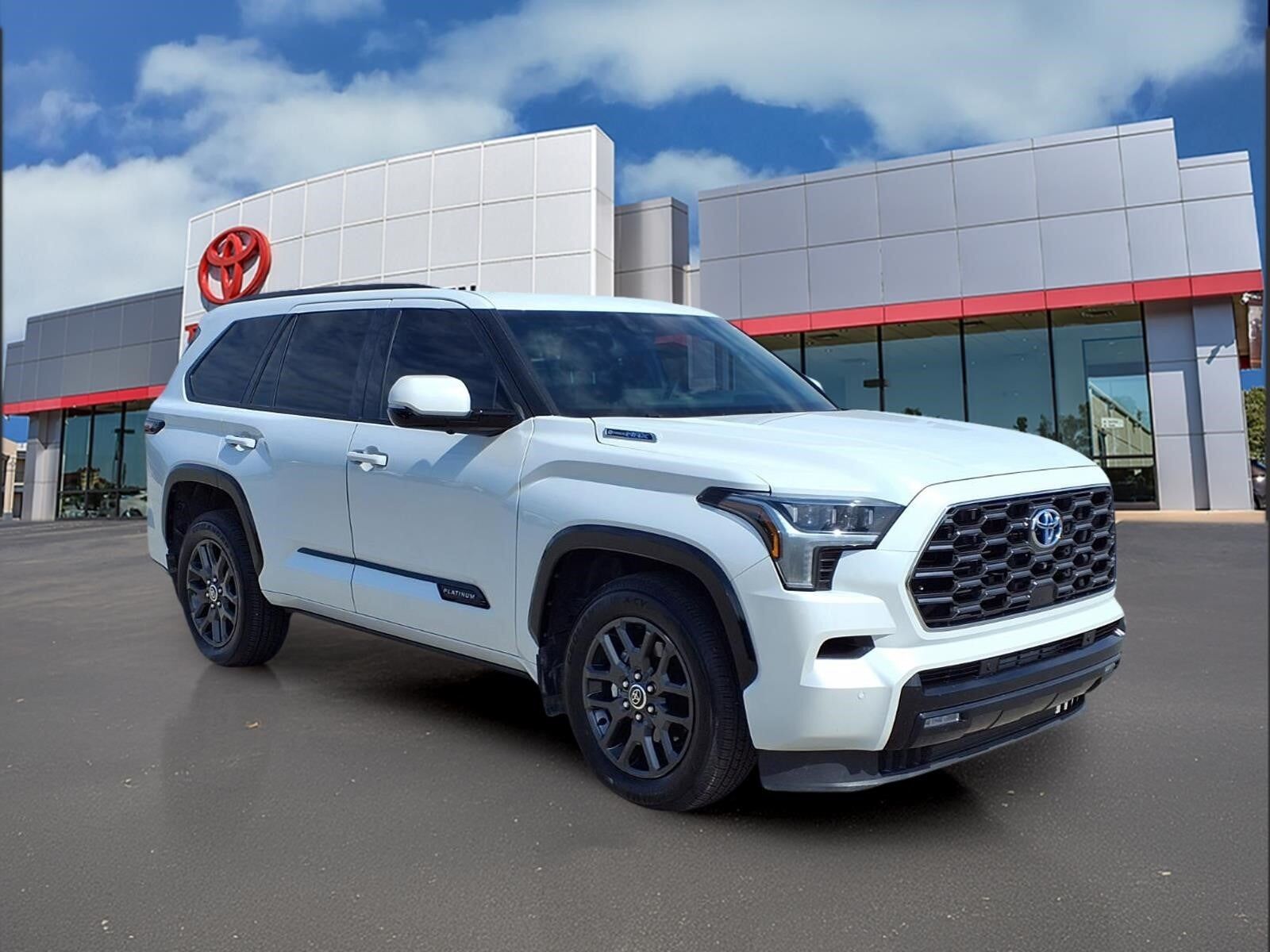 2023 TOYOTA Sequoia