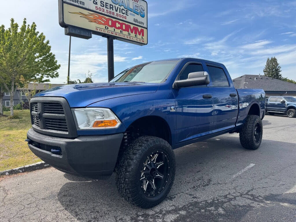 2011 DODGE Ram