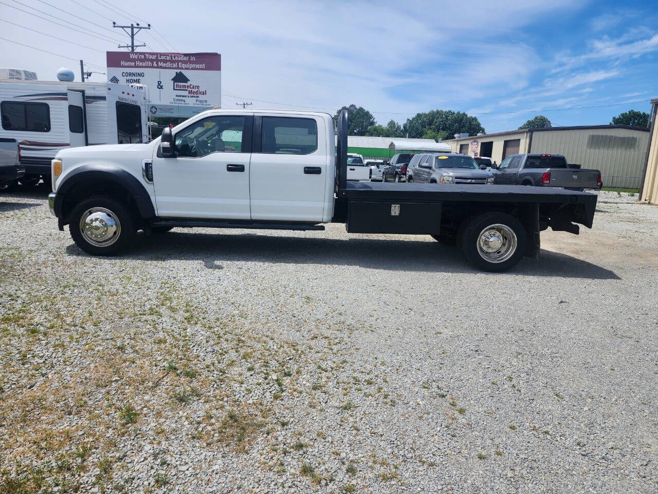 2017 FORD F-550