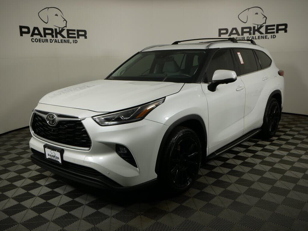2023 TOYOTA Highlander